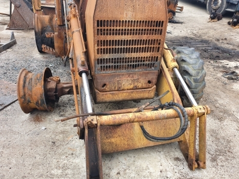 Ford 655c Engine, Front, Rear Axle, Backhoe, Transmission, Hydraulic Parts - Máy xúc trước múc sau: hình 2 Ford 655c Engine, Front, Rear Axle, Backhoe, Transmission, Hydraulic Parts - Máy xúc trước múc sau: hình 2