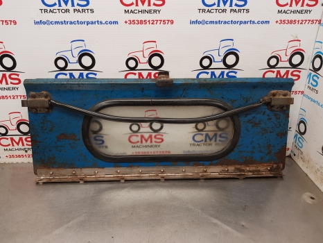 Ford 6610, 10, 600, Tw Q Cab Series, Bottom Rear Glass With Panel 83909609 - Cửa sổ và phụ tùng: hình 1 Ford 6610, 10, 600, Tw Q Cab Series, Bottom Rear Glass With Panel 83909609 - Cửa sổ và phụ tùng: hình 1