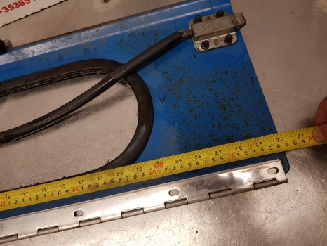Cửa sổ và phụ tùng Ford 7710, 10, 600, Tw Q Cab Series, Bottom Rear Panel Windows 83947037: hình 7