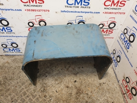 Ford 7810, 7910, 8210 Bonnet Cover Panel In Front Of The Cab D5nn9n128a - Nắp máy cho Máy cày: hình 1 Ford 7810, 7910, 8210 Bonnet Cover Panel In Front Of The Cab D5nn9n128a - Nắp máy cho Máy cày: hình 1