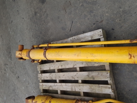 Hyundai 160lc7, R180lc7, R160lc7a Hydraulic Boom Arm Ram Cylinder 31n5-50131 - Xi lanh thủy lực cho Máy cày: hình 2 Hyundai 160lc7, R180lc7, R160lc7a Hydraulic Boom Arm Ram Cylinder 31n5-50131 - Xi lanh thủy lực cho Máy cày: hình 2