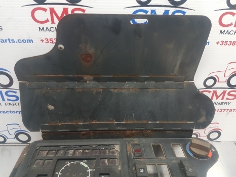 Jcb 2cx Cab Dashboard Interior Panel 142/00541 - Bảng điều khiển cho Máy xúc trước múc sau: hình 4 Jcb 2cx Cab Dashboard Interior Panel 142/00541 - Bảng điều khiển cho Máy xúc trước múc sau: hình 4