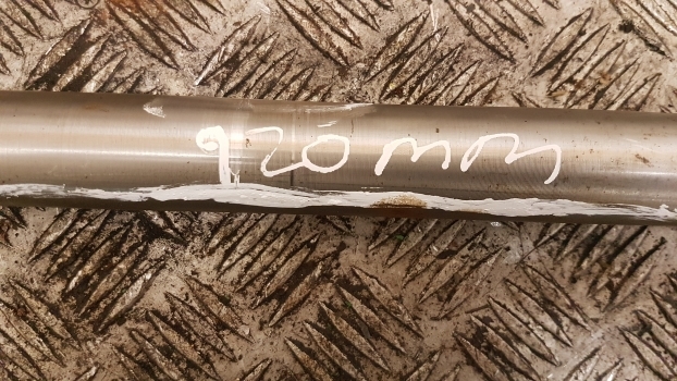 Jcb 3cx Front Axle Drive Shaft Long 1223 Mm 914/23200, 914/38400 - Bán trục cho Máy xúc trước múc sau: hình 3 Jcb 3cx Front Axle Drive Shaft Long 1223 Mm 914/23200, 914/38400 - Bán trục cho Máy xúc trước múc sau: hình 3