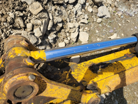 Jcb Jz140, Js130, Js145 Bucket Ram Cylinder 331/41477, 332/k5378, 331/17714 - Xi lanh thủy lực cho Máy xúc: hình 2 Jcb Jz140, Js130, Js145 Bucket Ram Cylinder 331/41477, 332/k5378, 331/17714 - Xi lanh thủy lực cho Máy xúc: hình 2