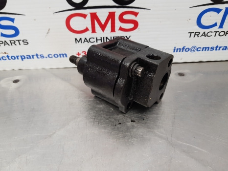 John Deere 1630, 6200, 2140, 2130 Engine Oil Pump Re35685, T20298, Ar59621 - Bơm dầu nhớt cho Máy móc nông nghiệp: hình 2 John Deere 1630, 6200, 2140, 2130 Engine Oil Pump Re35685, T20298, Ar59621 - Bơm dầu nhớt cho Máy móc nông nghiệp: hình 2