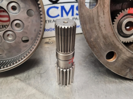 John Deere 3200, 3415, 3215, 3400 Front Axle Hub Reduction Kit Assy 4475405113 - Trục trước: hình 4 John Deere 3200, 3415, 3215, 3400 Front Axle Hub Reduction Kit Assy 4475405113 - Trục trước: hình 4