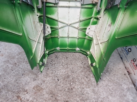 Thân xe và ngoại thất John Deere 6115m, 6m, 6r Series, Engine Bonnet, Hood Assy L207153, L212990: hình 6
