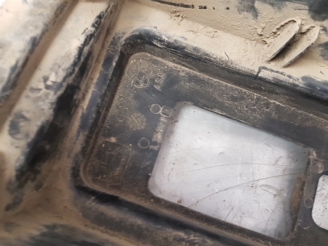 John Deere 6200, 6400 Cab Air Filter Box Lhs Al153005, Al158543, L75608 - Bộ lọc cabin cho Máy cày: hình 5 John Deere 6200, 6400 Cab Air Filter Box Lhs Al153005, Al158543, L75608 - Bộ lọc cabin cho Máy cày: hình 5