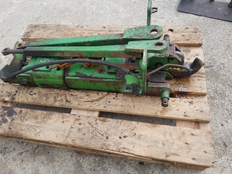 John Deere 6920, 6820, 6810, 6910 Pick Up Hitch Frame Al229594, Al220949 - Bộ ghép nhanh cho Máy móc nông nghiệp: hình 1 John Deere 6920, 6820, 6810, 6910 Pick Up Hitch Frame Al229594, Al220949 - Bộ ghép nhanh cho Máy móc nông nghiệp: hình 1