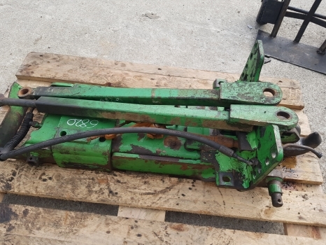 John Deere 6920, 6820, 6810, 6910 Pick Up Hitch Frame Al229594, Al220949 - Bộ ghép nhanh cho Máy móc nông nghiệp: hình 3 John Deere 6920, 6820, 6810, 6910 Pick Up Hitch Frame Al229594, Al220949 - Bộ ghép nhanh cho Máy móc nông nghiệp: hình 3