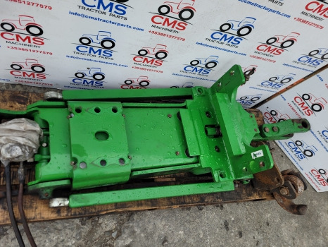 John Deere 6m, 6mc, 6r Series 6135r Pick Up Hitch Assy Al229595, Al220950 - Khung/ Sườn: hình 4 John Deere 6m, 6mc, 6r Series 6135r Pick Up Hitch Assy Al229595, Al220950 - Khung/ Sườn: hình 4