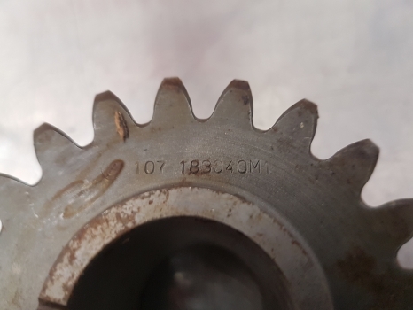Massey Ferguson 100, 200, 300, 500, 4200 Reverse Idle Gear 13x21 1660919m1 - Hộp số cho Máy cày: hình 5 Massey Ferguson 100, 200, 300, 500, 4200 Reverse Idle Gear 13x21 1660919m1 - Hộp số cho Máy cày: hình 5
