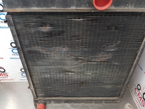 Massey Ferguson 365, 375, 385, 390, 398 Radiator 1695721m2 - Bộ tản nhiệt cho Máy cày: hình 3 Massey Ferguson 365, 375, 385, 390, 398 Radiator 1695721m2 - Bộ tản nhiệt cho Máy cày: hình 3