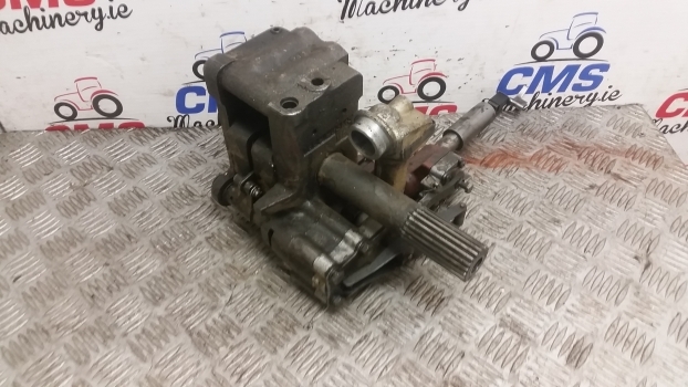 Massey Ferguson Hydraulic Lift Pump 1868429m1, 1869963m3, 1869961m1 - Bơm thủy lực cho Máy cày: hình 2 Massey Ferguson Hydraulic Lift Pump 1868429m1, 1869963m3, 1869961m1 - Bơm thủy lực cho Máy cày: hình 2