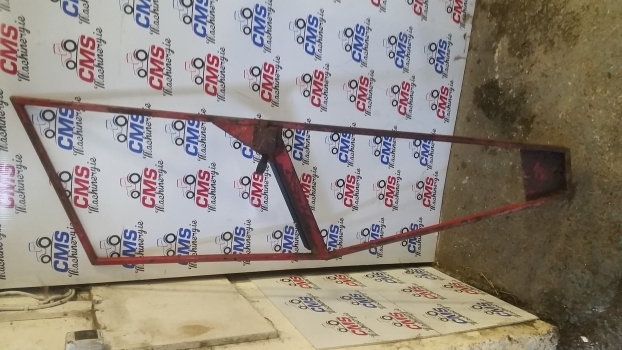 Massey Ferguson Sankey Cab Door Frame Right - Cửa và phụ tùng cho Máy cày: hình 5 Massey Ferguson Sankey Cab Door Frame Right - Cửa và phụ tùng cho Máy cày: hình 5