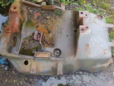 New Holland 8360, 8260, 8560, Fiat 4wd Front Axle Support 5172678, 82015150 - Trục trước cho Máy cày: hình 2 New Holland 8360, 8260, 8560, Fiat 4wd Front Axle Support 5172678, 82015150 - Trục trước cho Máy cày: hình 2