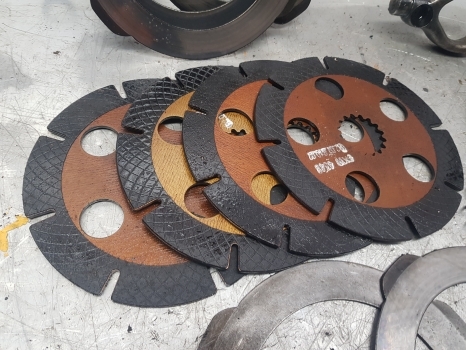 New Holland Lm435a Dana Spicer Brake Actuator Disc Kit 112.07.610.02; 85813919 - Đĩa phanh cho Xe nhấc hình viễn vọng kính: hình 3 New Holland Lm435a Dana Spicer Brake Actuator Disc Kit 112.07.610.02; 85813919 - Đĩa phanh cho Xe nhấc hình viễn vọng kính: hình 3