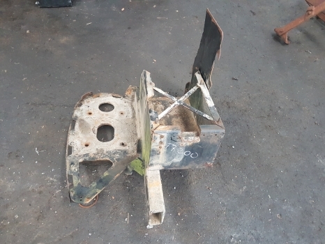 New Holland T7.200, T7.170, T7.185 Battery Box 84402058, 84402062 - Ắc quy cho Máy cày: hình 3 New Holland T7.200, T7.170, T7.185 Battery Box 84402058, 84402062 - Ắc quy cho Máy cày: hình 3