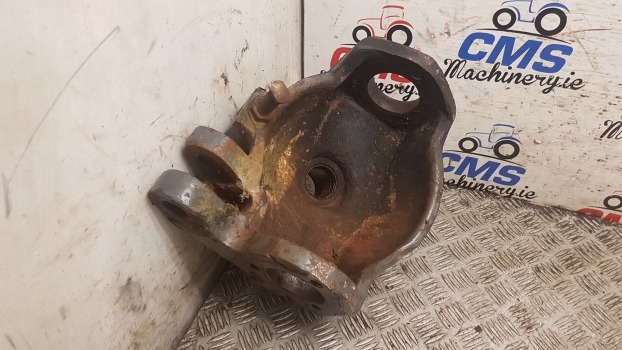 New Holland Tm, Tm150 Supersteer Front Axle Steering Spindle Rhs 5179271 - Ngõng moay ơ cho Máy cày: hình 4 New Holland Tm, Tm150 Supersteer Front Axle Steering Spindle Rhs 5179271 - Ngõng moay ơ cho Máy cày: hình 4