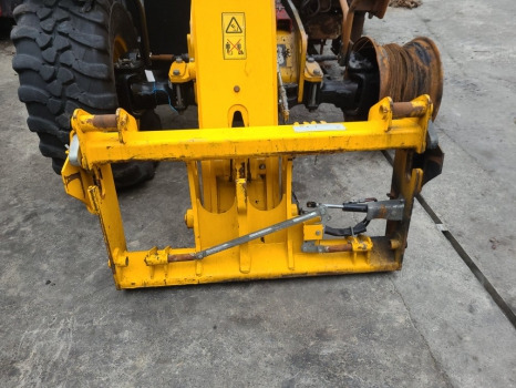 Jcb 542-70 Ag, 541-70, 536-70 Headstock quick hitch plate 400/w9046 - Phụ tùng cho Xe nhấc hình viễn vọng kính: hình 1 Jcb 542-70 Ag, 541-70, 536-70 Headstock quick hitch plate 400/w9046 - Phụ tùng cho Xe nhấc hình viễn vọng kính: hình 1
