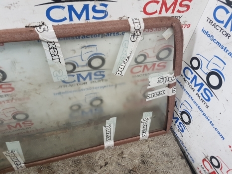 Zetor 3000, 4000, 5000, 6000, 7000 Rear Glass 60117910b, S64986, 60117910 - Cửa sổ và phụ tùng cho Máy cày: hình 2 Zetor 3000, 4000, 5000, 6000, 7000 Rear Glass 60117910b, S64986, 60117910 - Cửa sổ và phụ tùng cho Máy cày: hình 2