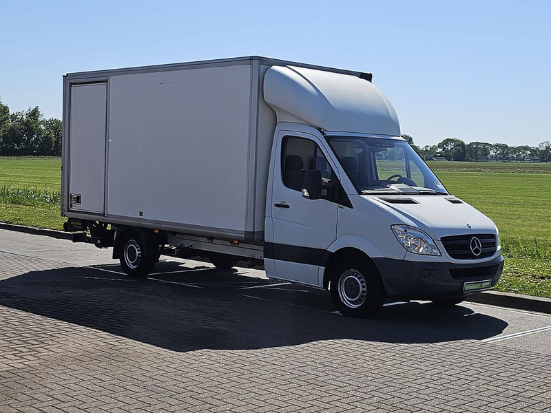 Mercedes-Benz Sprinter 313 ac laadklep zijdeur - Xe tải nhỏ thùng kín: hình 4 Mercedes-Benz Sprinter 313 ac laadklep zijdeur - Xe tải nhỏ thùng kín: hình 4