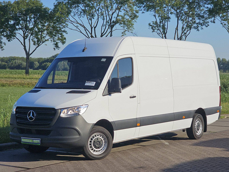 Mercedes-Benz Sprinter 315 L3H2 Maxi Mbux Euro6 - Xe van chở hàng: hình 2 Mercedes-Benz Sprinter 315 L3H2 Maxi Mbux Euro6 - Xe van chở hàng: hình 2