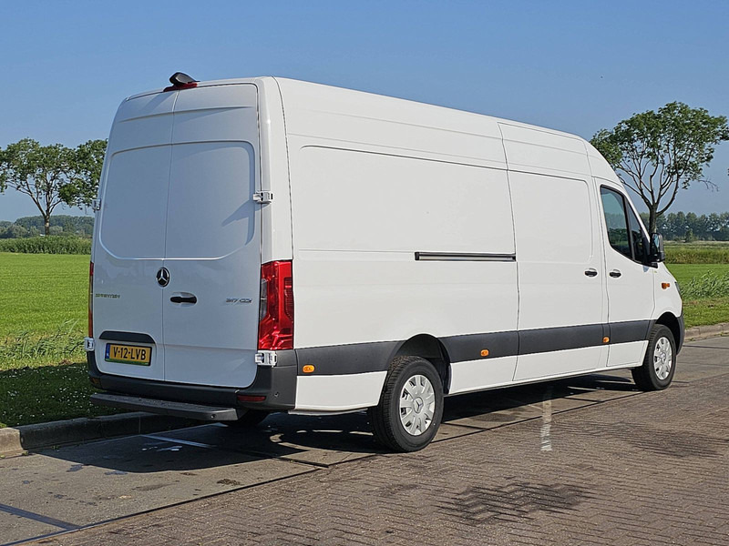 Mercedes-Benz Sprinter 317 L3H2 Maxi Navi - Xe van chở hàng: hình 3 Mercedes-Benz Sprinter 317 L3H2 Maxi Navi - Xe van chở hàng: hình 3
