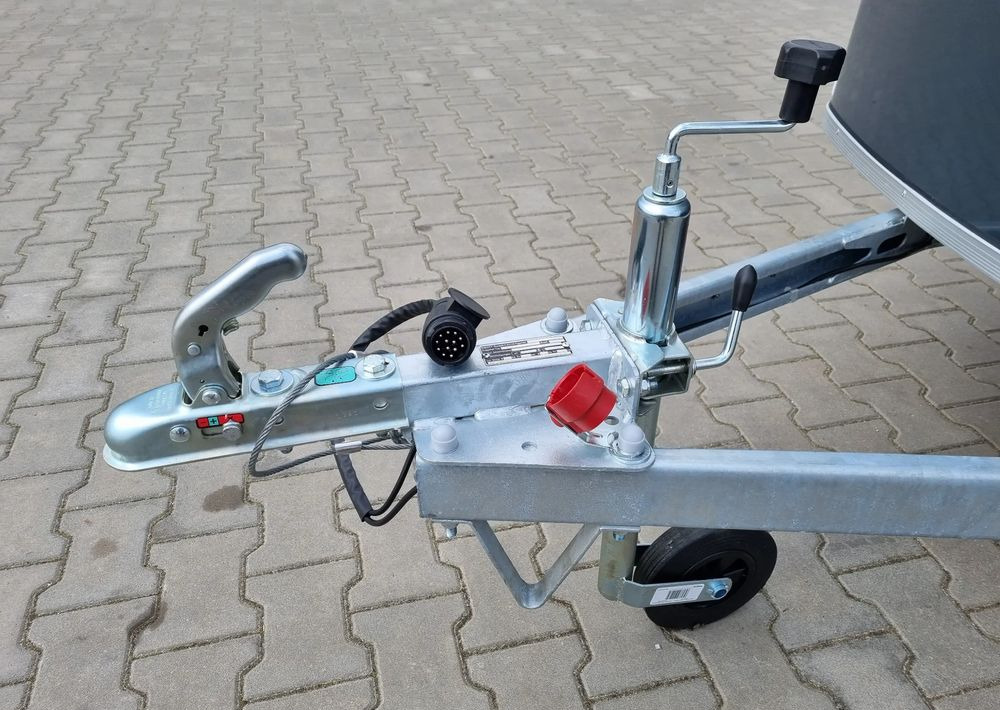 DEBON C255SF PPL + drzwi boczne - Rơ moóc hộp kín: hình 5 DEBON C255SF PPL + drzwi boczne - Rơ moóc hộp kín: hình 5