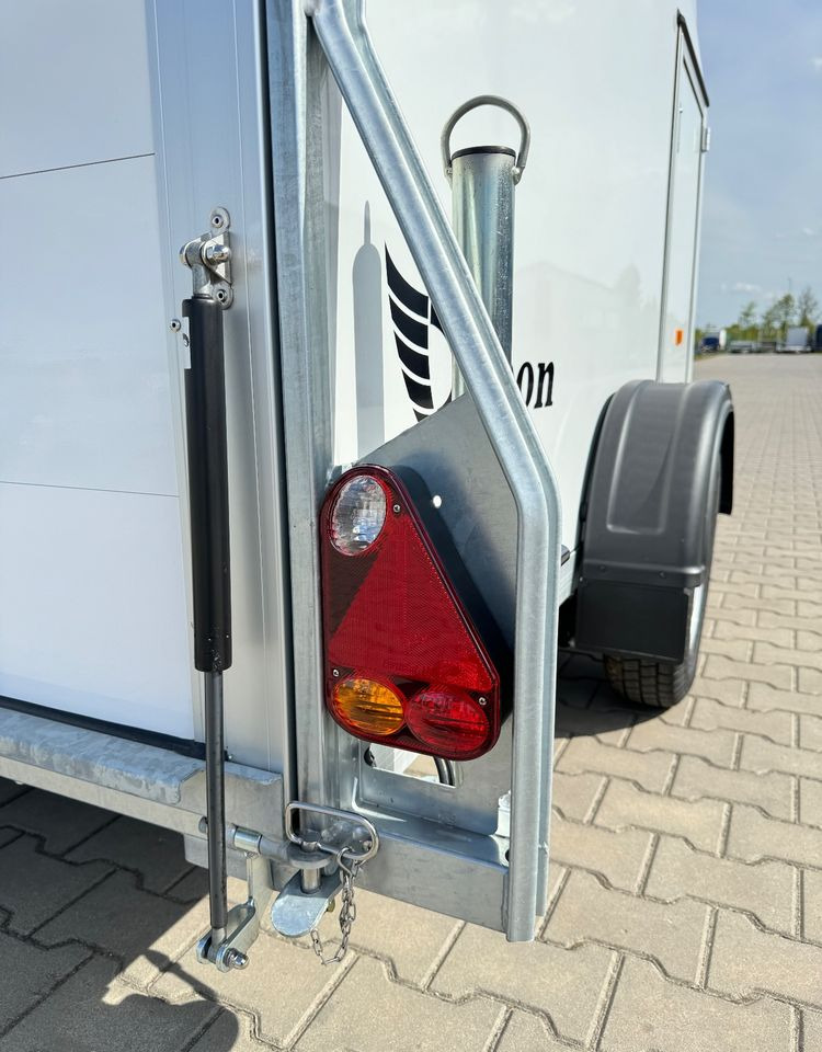 DEBON Debon Cargo 1300 + drzwi boczne | 300 x 150 x 170 cm / 750 - 1300 kg - Rơ moóc hộp kín: hình 5 DEBON Debon Cargo 1300 + drzwi boczne | 300 x 150 x 170 cm / 750 - 1300 kg - Rơ moóc hộp kín: hình 5