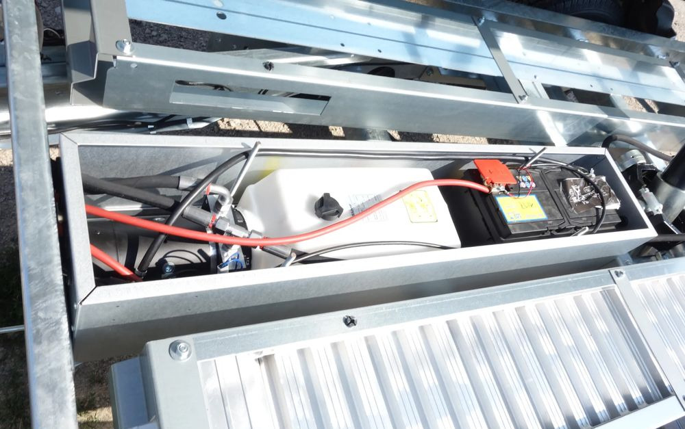 STEMA SHDK 35-30-18.2 Kiper Wywrotka - Rơ moóc ben: hình 2 STEMA SHDK 35-30-18.2 Kiper Wywrotka - Rơ moóc ben: hình 2