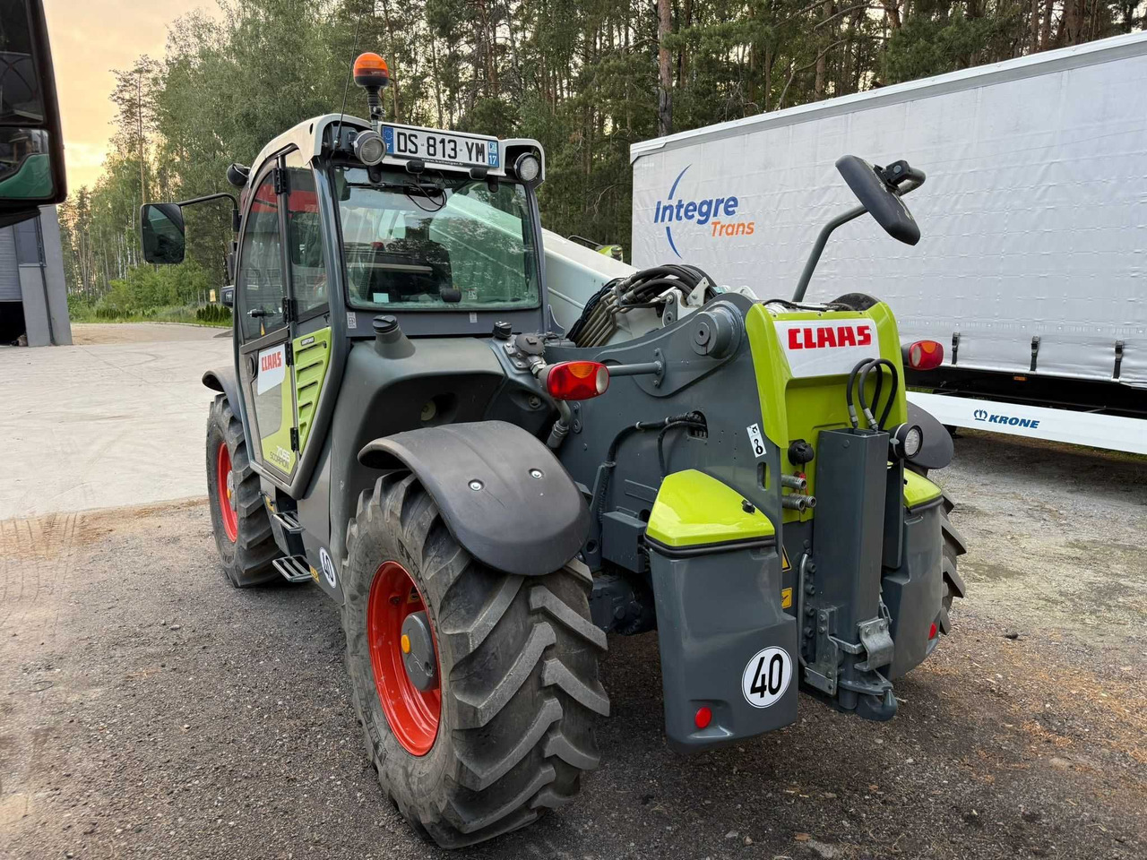 CLAAS SCORPION 7055 Varipower, Klima, Zaczep hydr,Centr smar,z Francji - Xe nhấc hình viễn vọng kính: hình 4 CLAAS SCORPION 7055 Varipower, Klima, Zaczep hydr,Centr smar,z Francji - Xe nhấc hình viễn vọng kính: hình 4