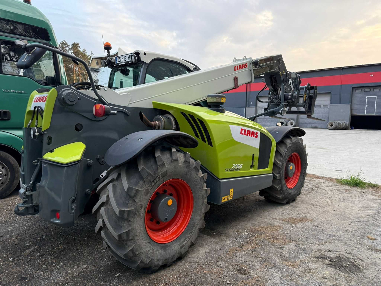 CLAAS SCORPION 7055 Varipower, Klima, Zaczep hydr,Centr smar,z Francji - Xe nhấc hình viễn vọng kính: hình 5 CLAAS SCORPION 7055 Varipower, Klima, Zaczep hydr,Centr smar,z Francji - Xe nhấc hình viễn vọng kính: hình 5