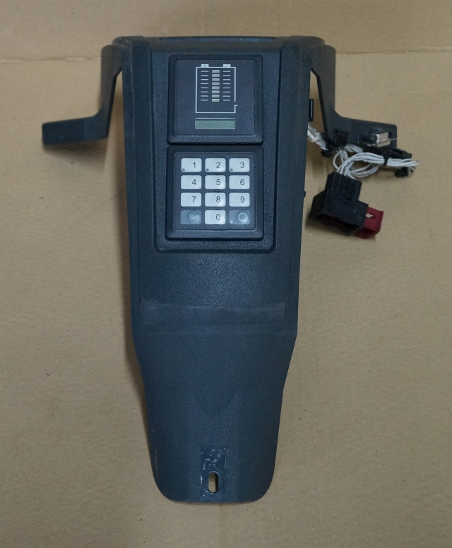 Jungheinrich 50054863 | Dashboard including code key 51024039 and battery/hour i - Bảng điều khiển cho Thiết bị xử lý vật liệu: hình 1 Jungheinrich 50054863 | Dashboard including code key 51024039 and battery/hour i - Bảng điều khiển cho Thiết bị xử lý vật liệu: hình 1