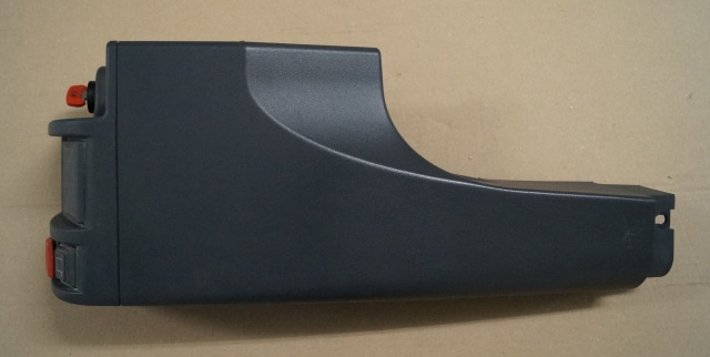 Jungheinrich 51046926 | right dashboard panel including contact key and battery/ - Khung/ Sườn cho Thiết bị xử lý vật liệu: hình 1 Jungheinrich 51046926 | right dashboard panel including contact key and battery/ - Khung/ Sườn cho Thiết bị xử lý vật liệu: hình 1