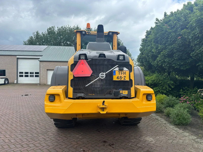 Volvo L120 H - Máy xúc lật bánh lốp: hình 3 Volvo L120 H - Máy xúc lật bánh lốp: hình 3