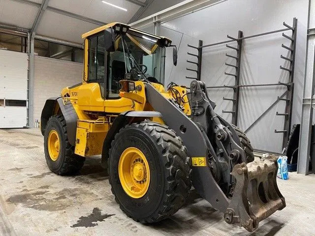 Volvo L70 F - Máy xúc lật bánh lốp: hình 5 Volvo L70 F - Máy xúc lật bánh lốp: hình 5