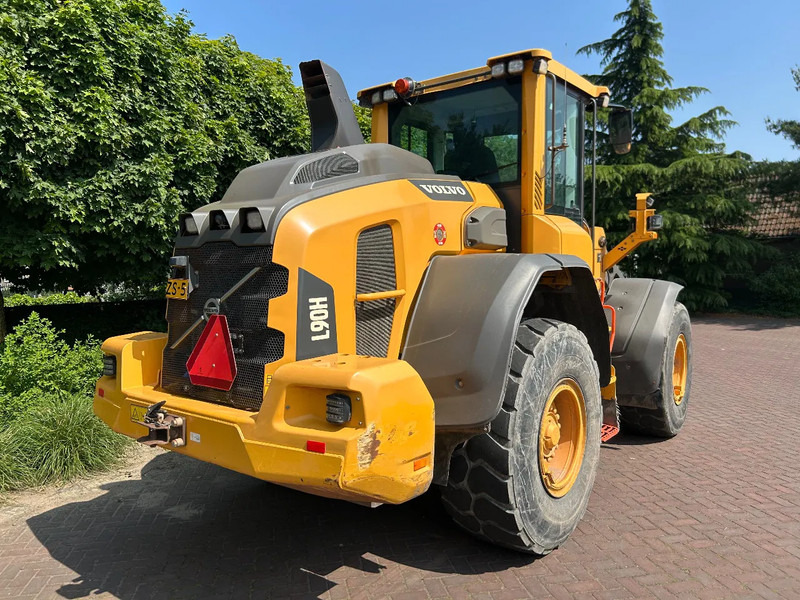 Volvo L90 H - Máy xúc lật bánh lốp: hình 4 Volvo L90 H - Máy xúc lật bánh lốp: hình 4