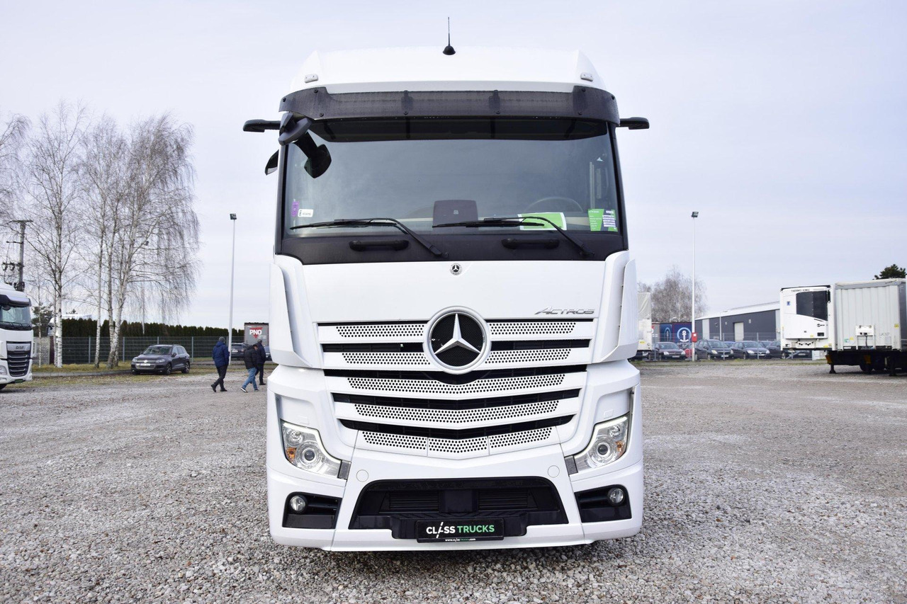 Mercedes-Benz Actros 5 1845 BigSpace Max tanks - Xe đầu kéo: hình 2 Mercedes-Benz Actros 5 1845 BigSpace Max tanks - Xe đầu kéo: hình 2