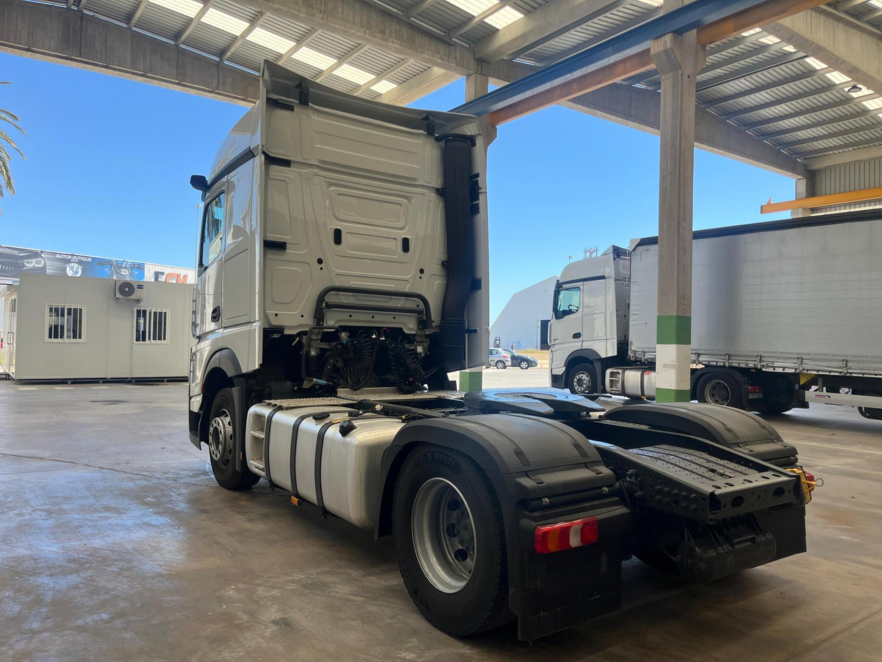 Mercedes-Benz Actros 5 1845 BigSpace - Xe đầu kéo: hình 4 Mercedes-Benz Actros 5 1845 BigSpace - Xe đầu kéo: hình 4