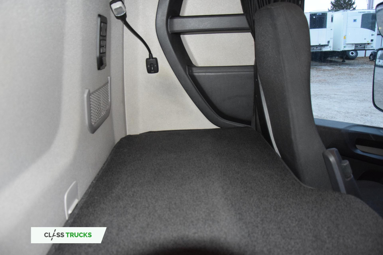 Xe đầu kéo Scania R460 CR20H Adaptice Cruise Control: hình 13 Xe đầu kéo Scania R460 CR20H Adaptice Cruise Control: hình 13