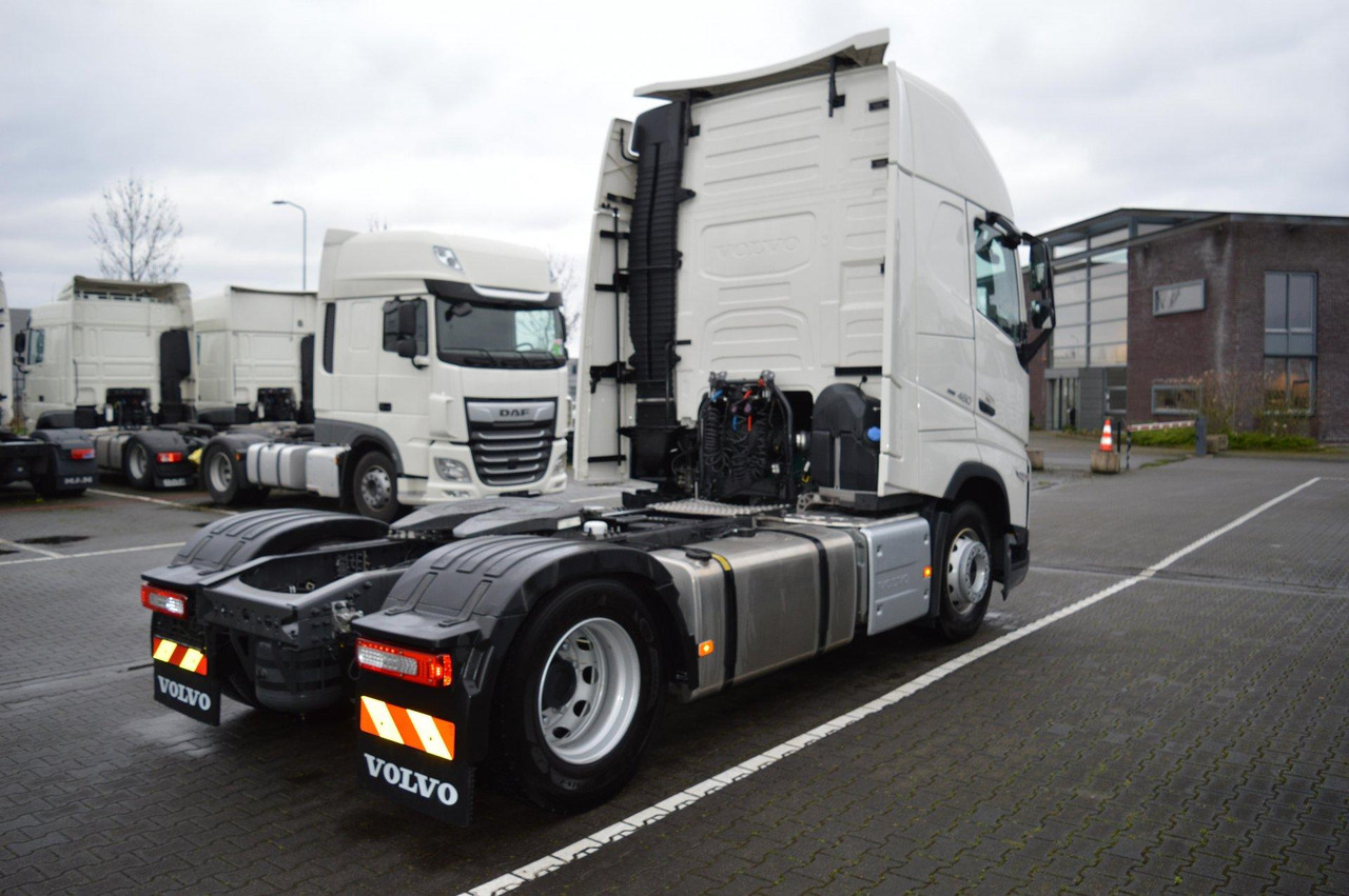 Volvo FH 460 Globetrotter XL i-Save - Xe đầu kéo: hình 4 Volvo FH 460 Globetrotter XL i-Save - Xe đầu kéo: hình 4