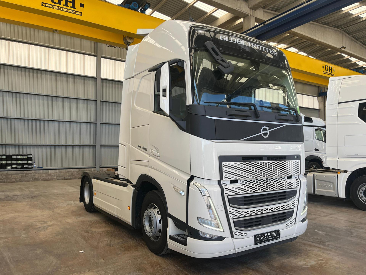 Volvo FH 460 Globetrotter XL i-Save I-ParkCool - Xe đầu kéo: hình 2 Volvo FH 460 Globetrotter XL i-Save I-ParkCool - Xe đầu kéo: hình 2