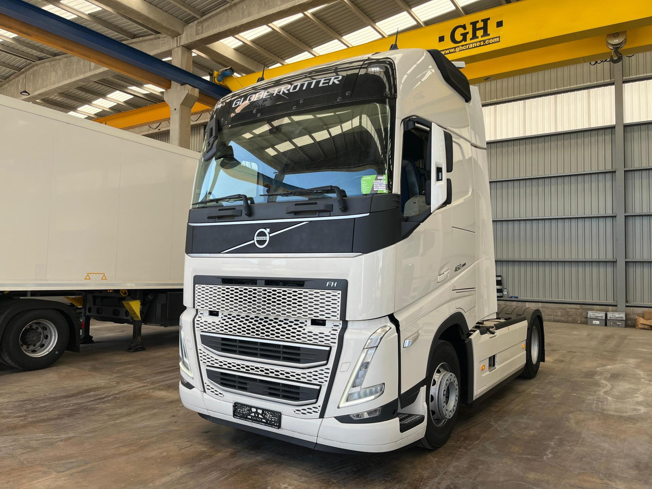 Volvo FH 460 Globetrotter XL i-Save I-ParkCool - Xe đầu kéo: hình 1 Volvo FH 460 Globetrotter XL i-Save I-ParkCool - Xe đầu kéo: hình 1