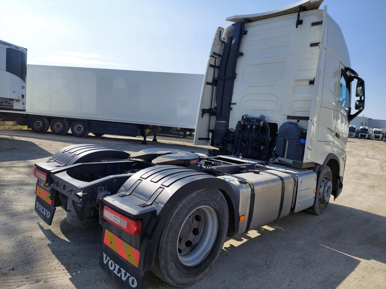 Volvo FH 500 Globetrotter XL - Xe đầu kéo: hình 4 Volvo FH 500 Globetrotter XL - Xe đầu kéo: hình 4