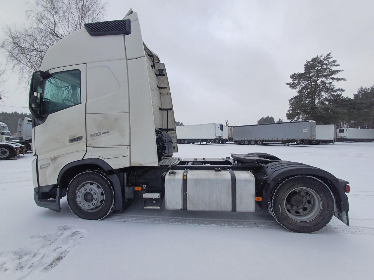 Volvo FH 500 Globetrotter XL - Xe đầu kéo: hình 4 Volvo FH 500 Globetrotter XL - Xe đầu kéo: hình 4
