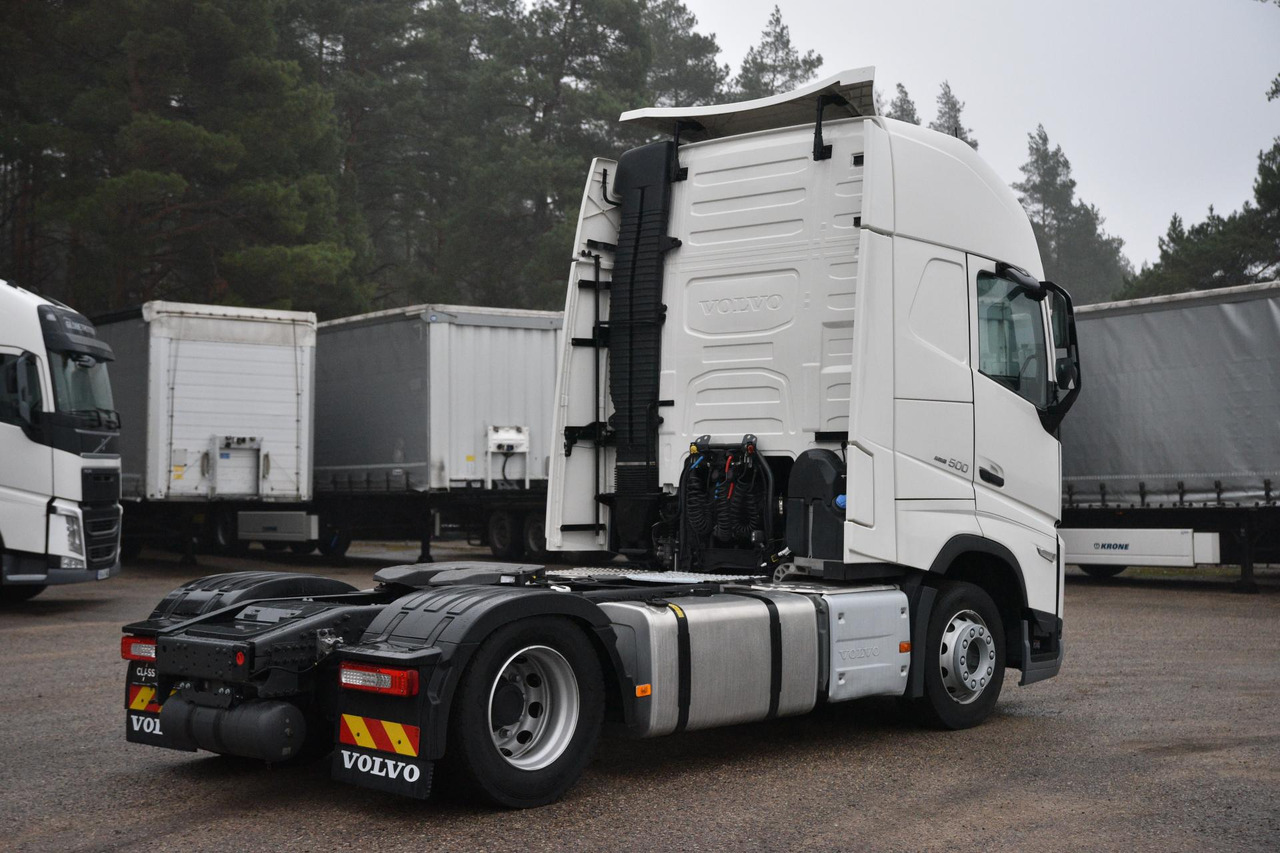 Volvo FH 500 Globetrotter XL Varios - Xe đầu kéo: hình 4 Volvo FH 500 Globetrotter XL Varios - Xe đầu kéo: hình 4