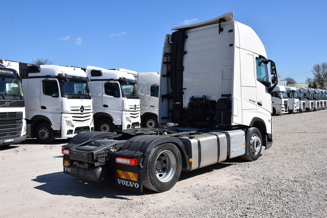 Volvo FH 500 Globetrotter XL Varios - Xe đầu kéo: hình 4 Volvo FH 500 Globetrotter XL Varios - Xe đầu kéo: hình 4