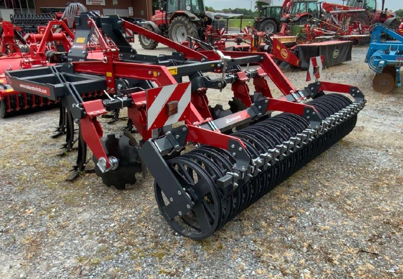 Akpil Warrior 300 - Máy trồng trọt: hình 3 Akpil Warrior 300 - Máy trồng trọt: hình 3