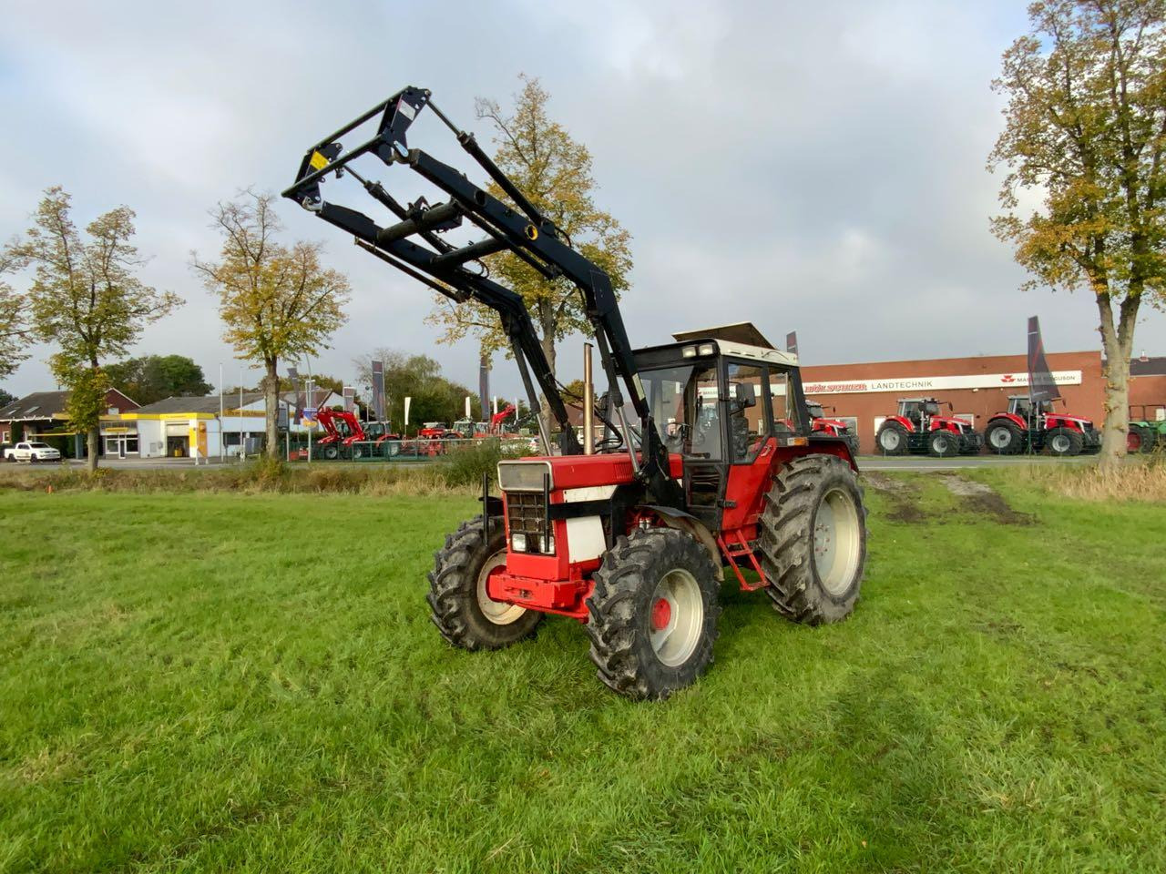 Case-IH 955 - Máy cày: hình 1 Case-IH 955 - Máy cày: hình 1